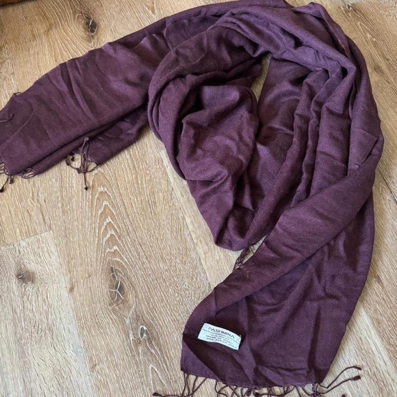 Accessories - Pashmina and Silk Blend‎ Burgundy Tassel Fringe Scarf wrap